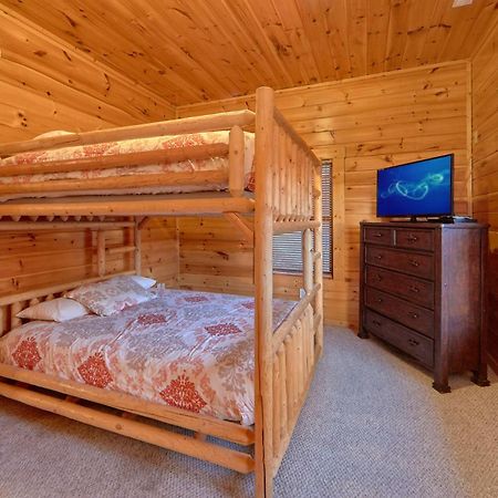 Misty Mountain Lodge Holiday Home แกตลิงเบิร์ก ภายนอก รูปภาพ